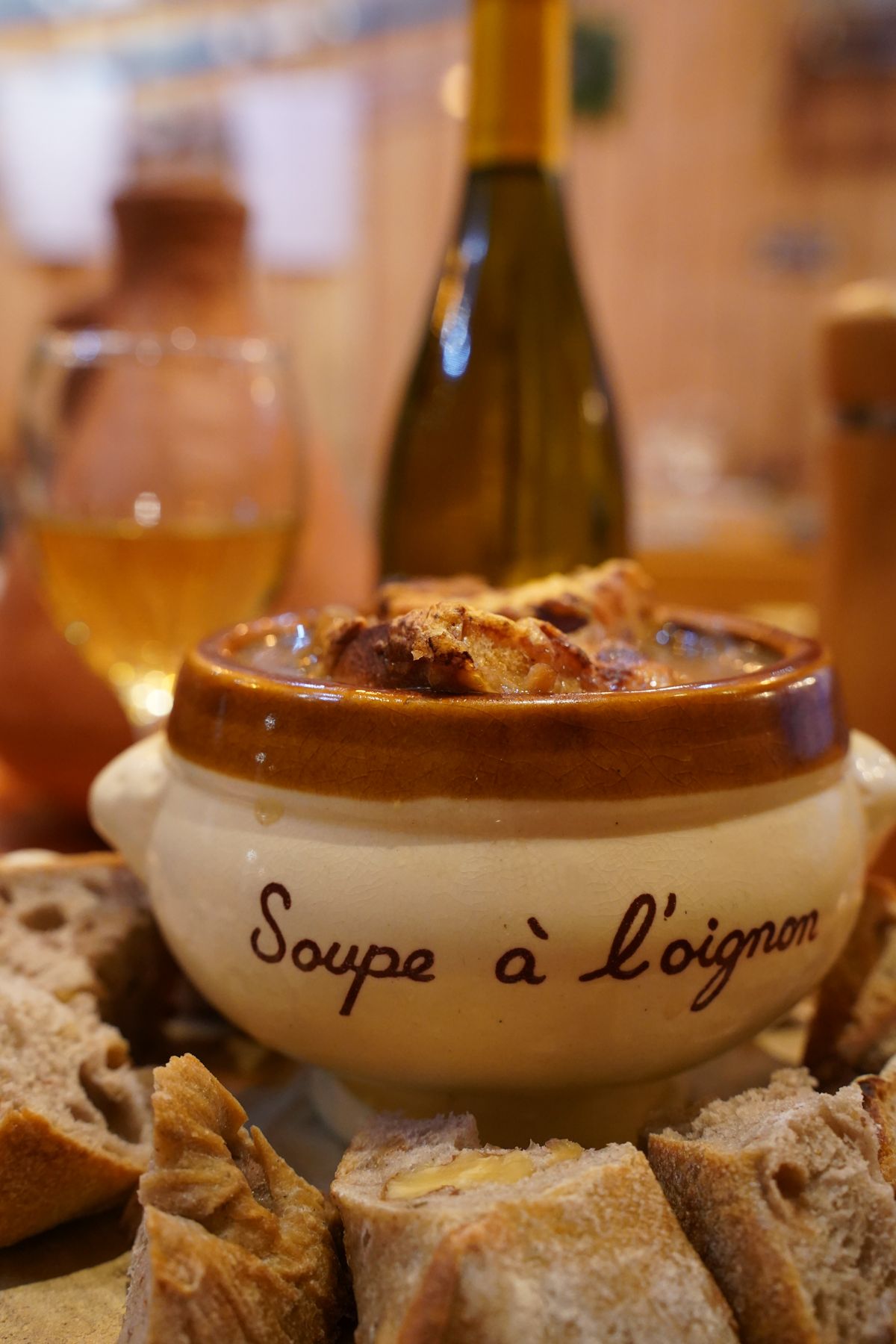 Soupe à l'oignon gratinée
